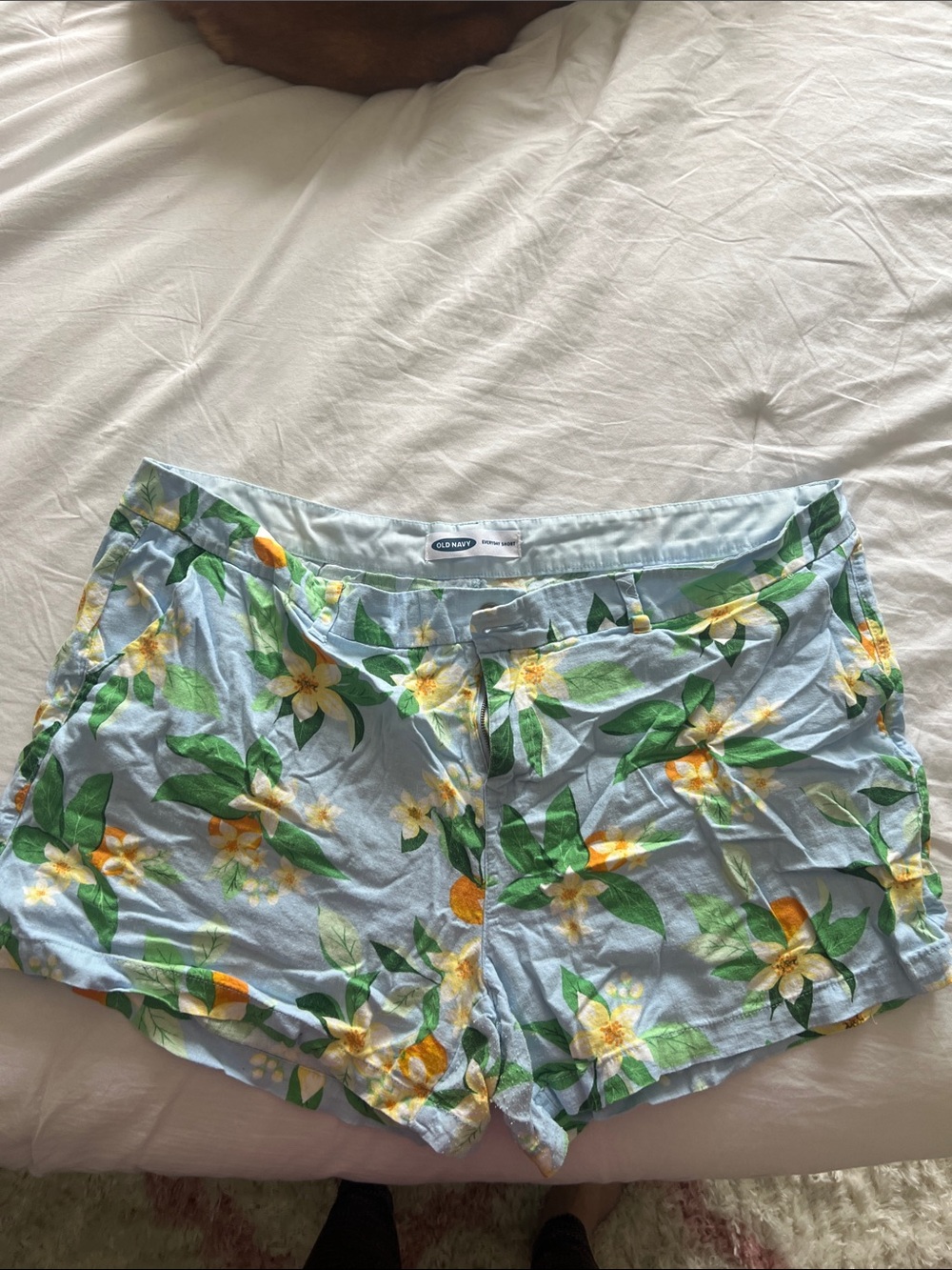 Old Navy Blue Floral Women’s Bermuda Shorts
